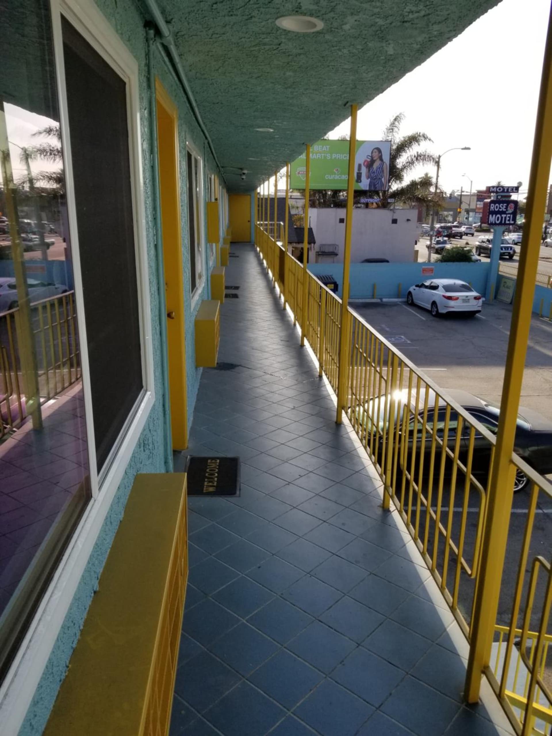 Rose motel gallery photo in Compton, CA — image 11