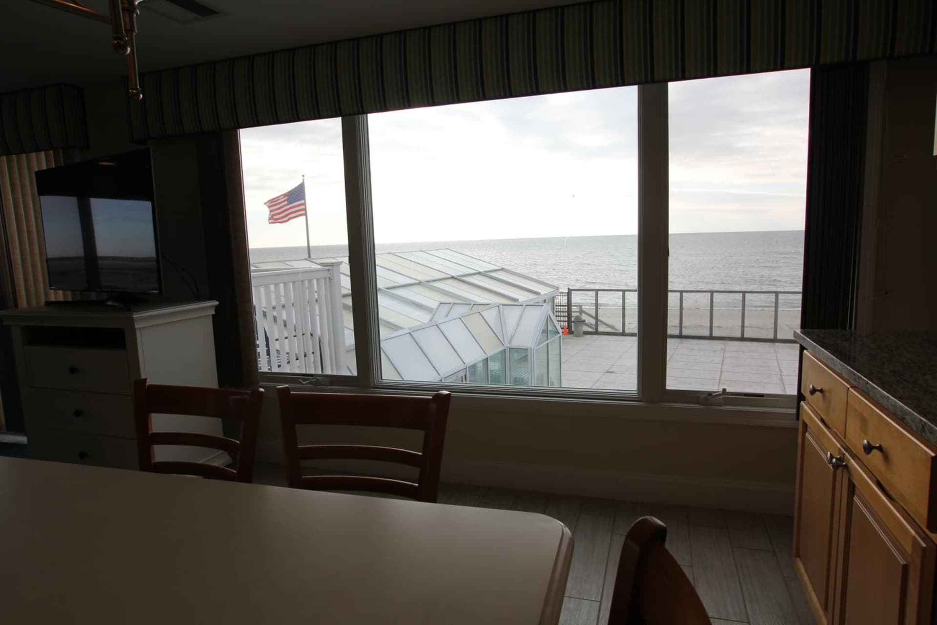 Ocean Club on Smuggler's Beach gallery photo in South Yarmouth, MA — image 45