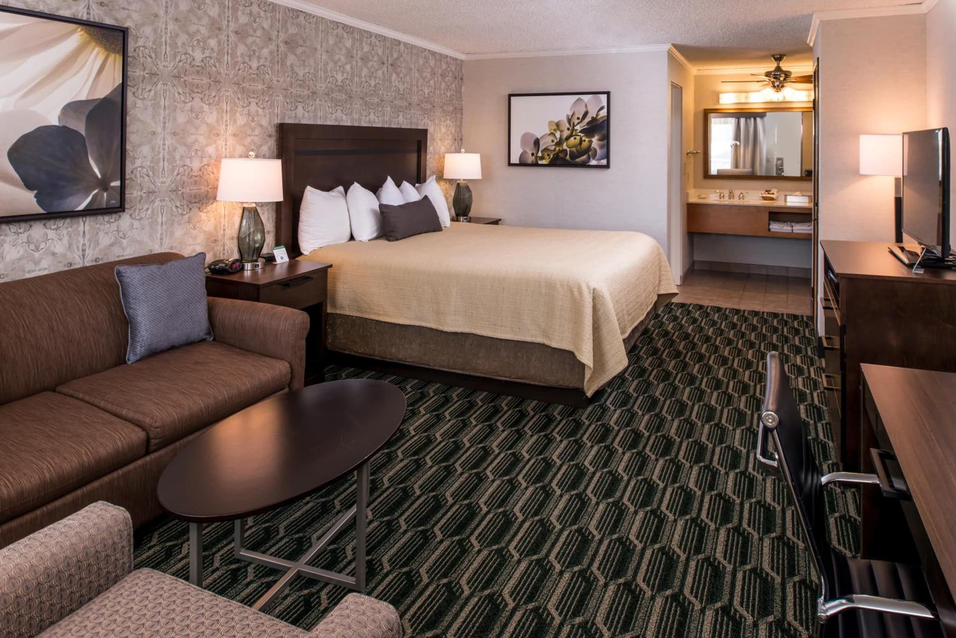 Best Western Plus Black Oak gallery photo in Paso Robles, CA — image 8
