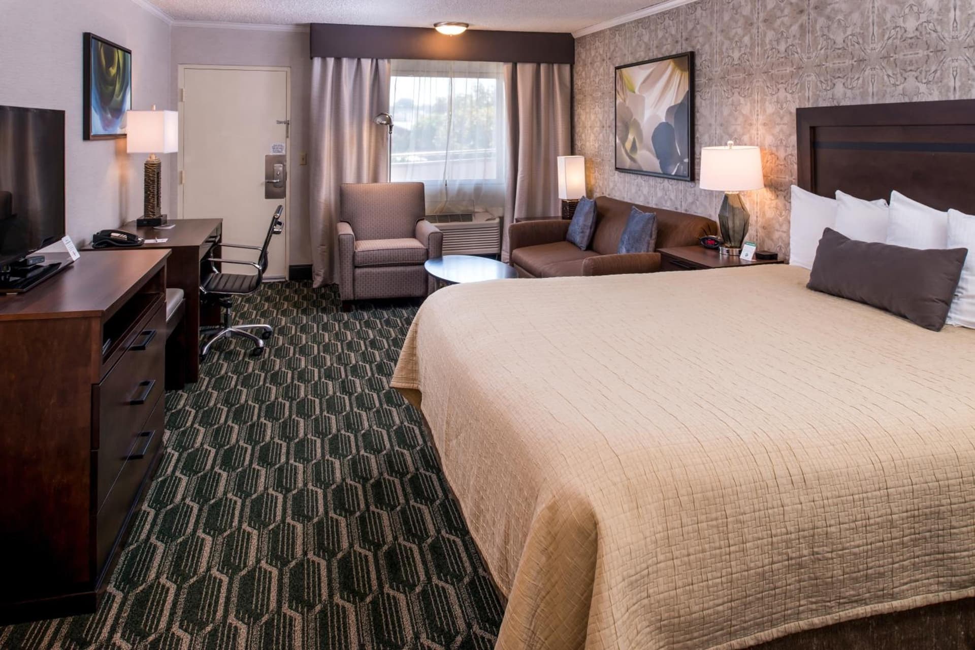 Best Western Plus Black Oak gallery photo in Paso Robles, CA — image 6