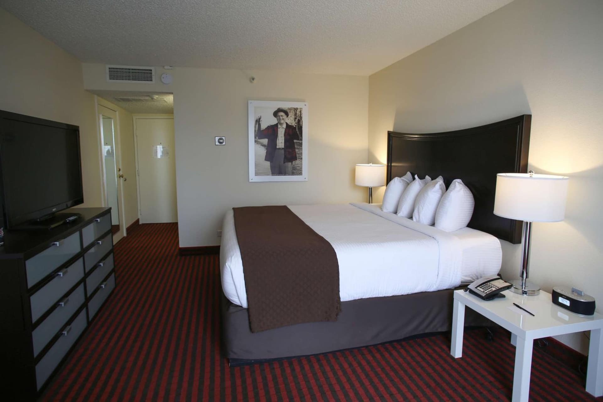 Red Lion Inn & Suites Olympia, Governor Hotel gallery photo in Olympia, WA — image 24