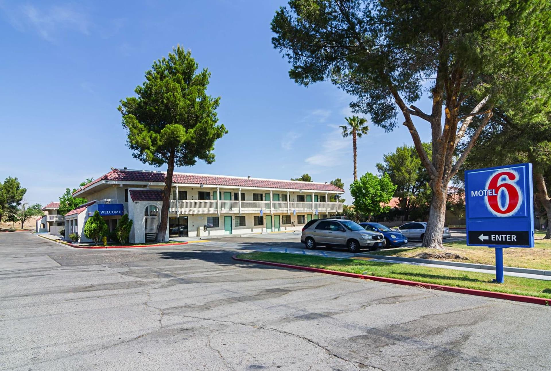 Motel 6-Barstow, CA featured exterior or lobby in Barstow, CA — similar hotel