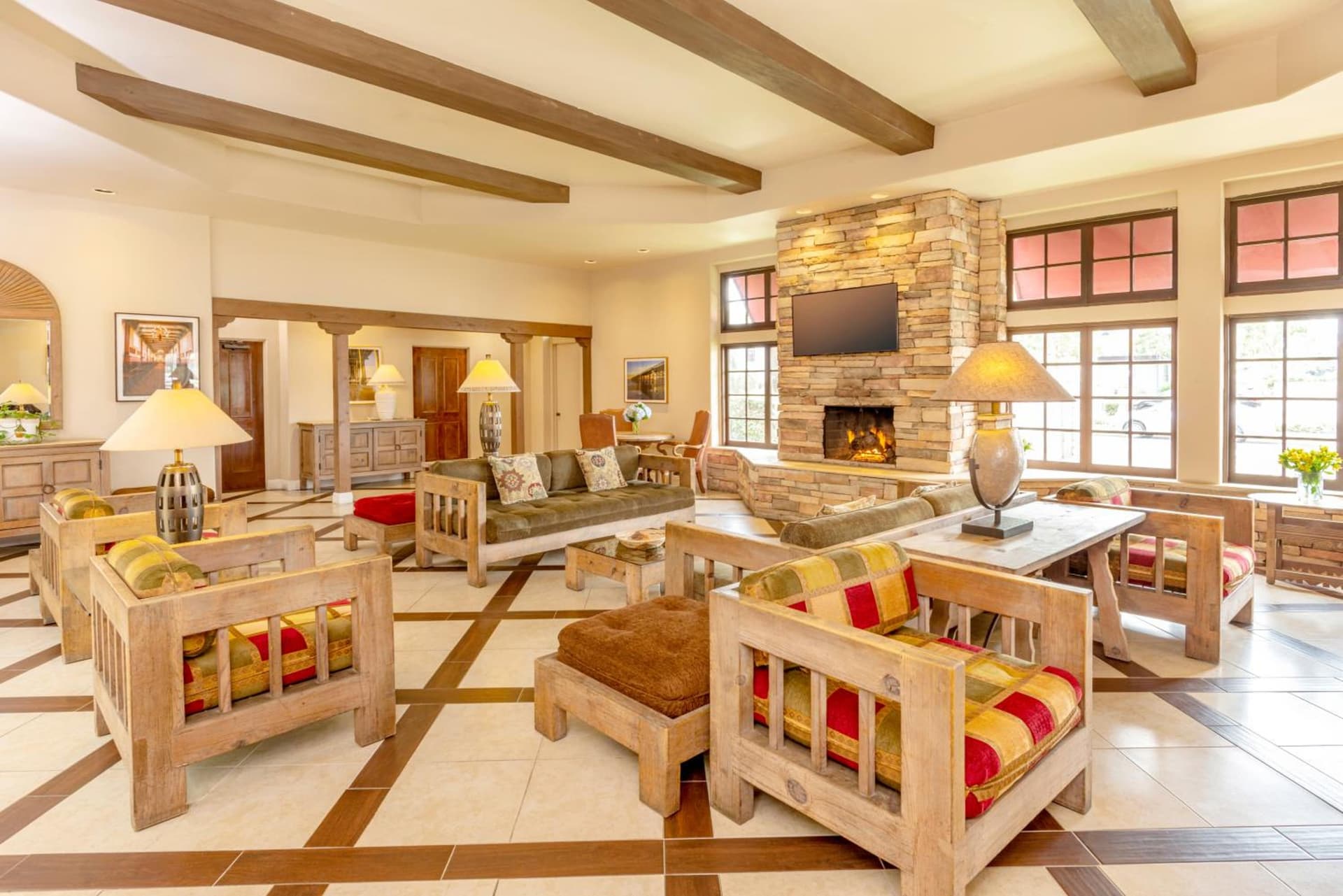 Clocktower Inn Ventura property views in Ventura, CA — gallery photo 3