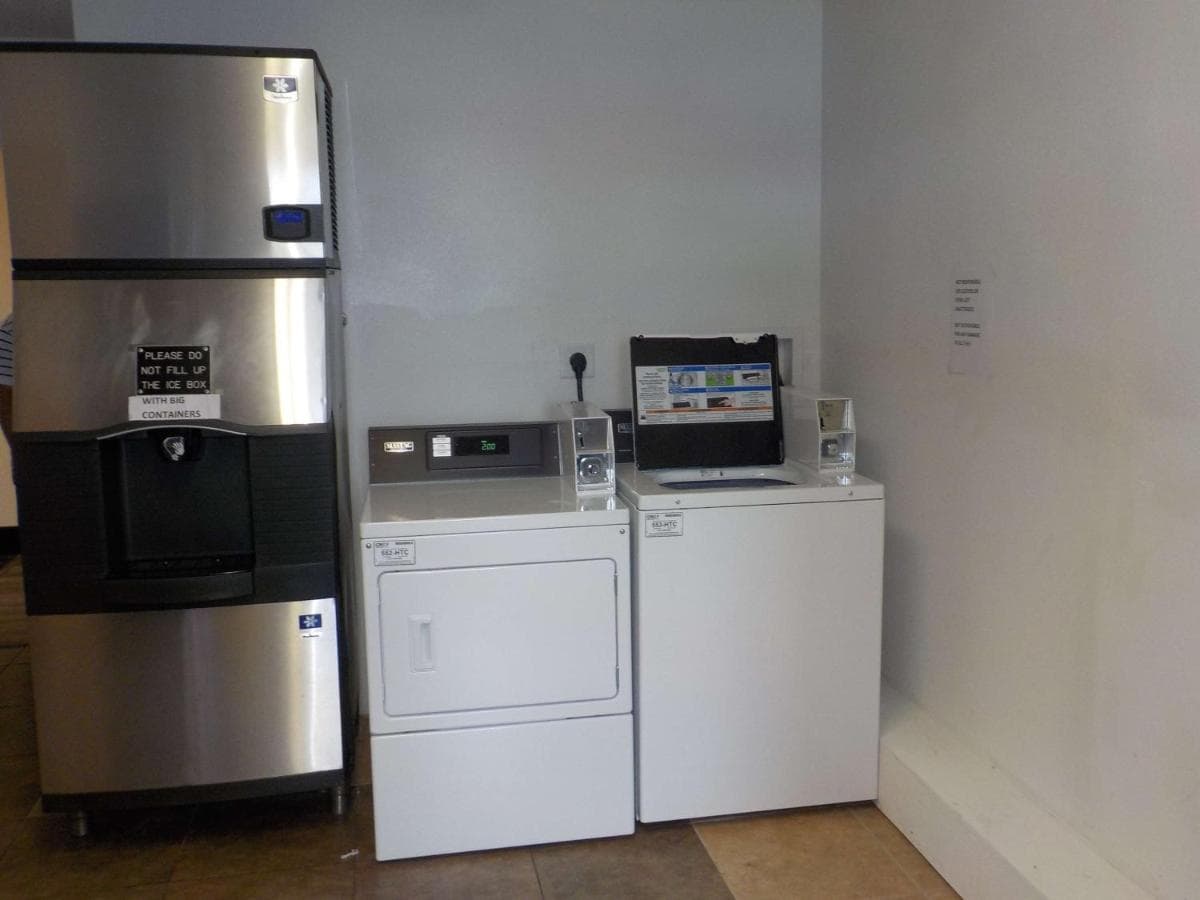 Economy 7 Inn exterior or lobby in Norfolk, VA — main listing photo