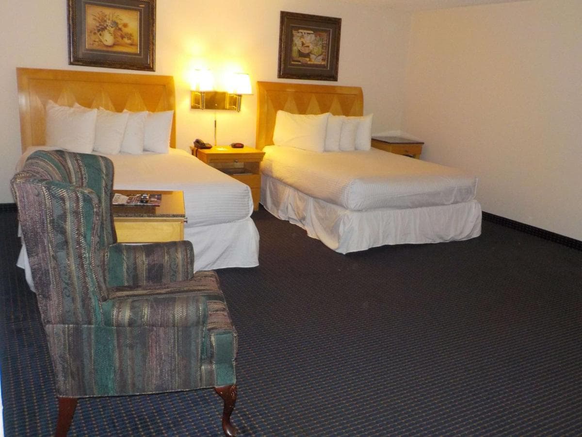 Economy 7 Inn interior in Norfolk, VA — gallery photo 2