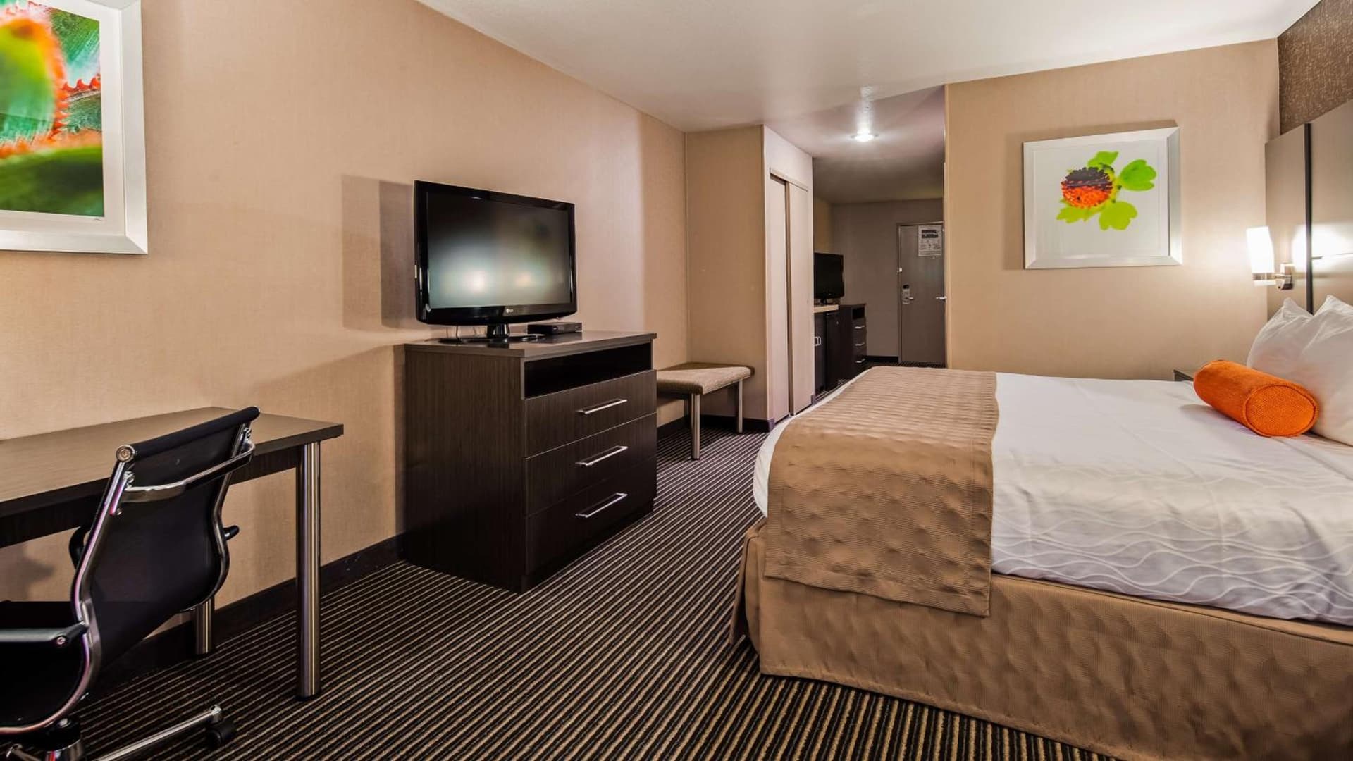 Best Western Plus Rama Inn & Suites gallery photo in Oakdale, CA — image 27