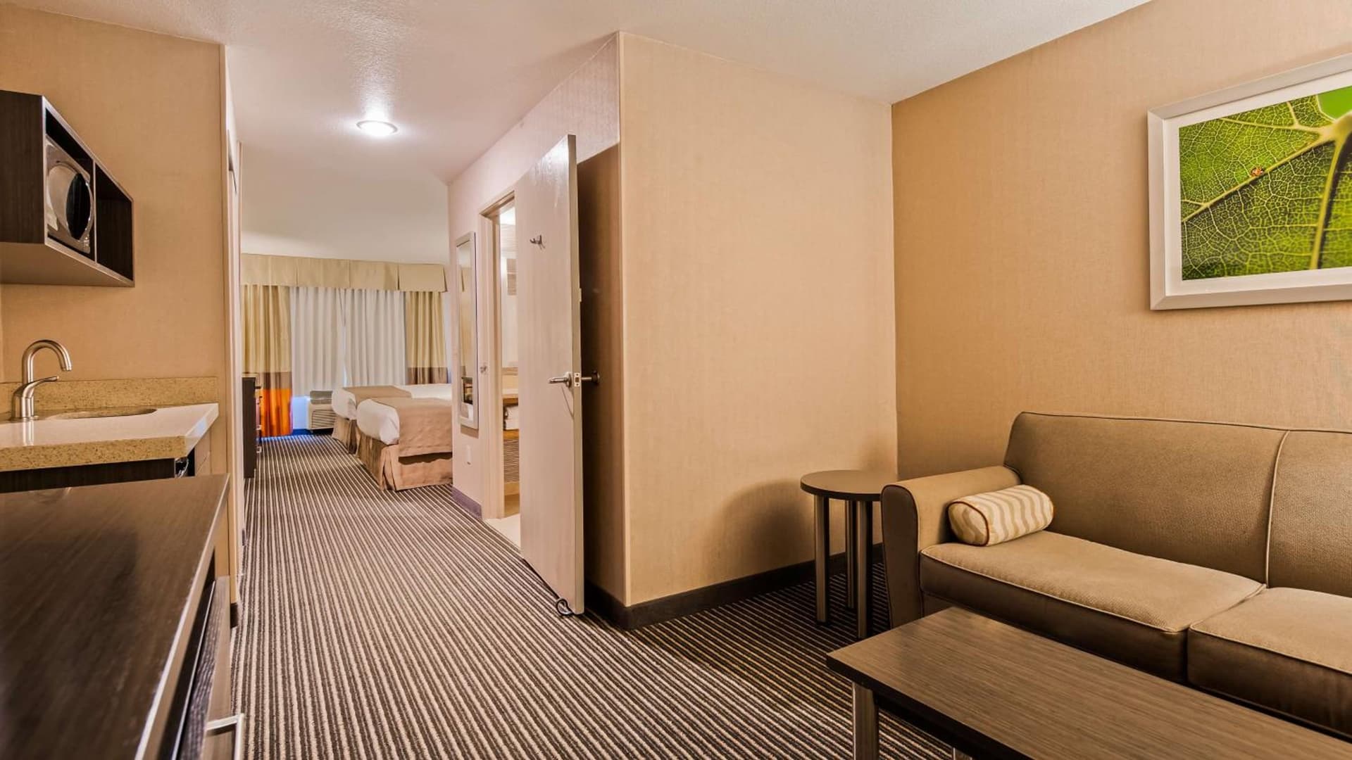 Best Western Plus Rama Inn & Suites gallery photo in Oakdale, CA — image 42