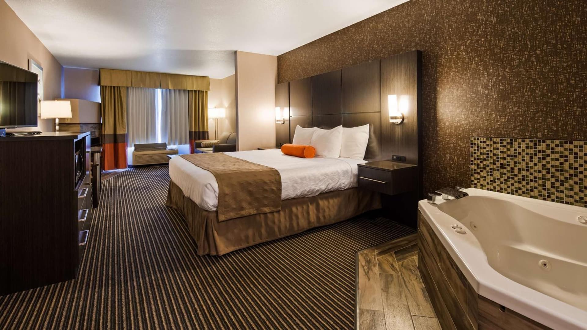 Best Western Plus Rama Inn & Suites gallery photo in Oakdale, CA — image 10