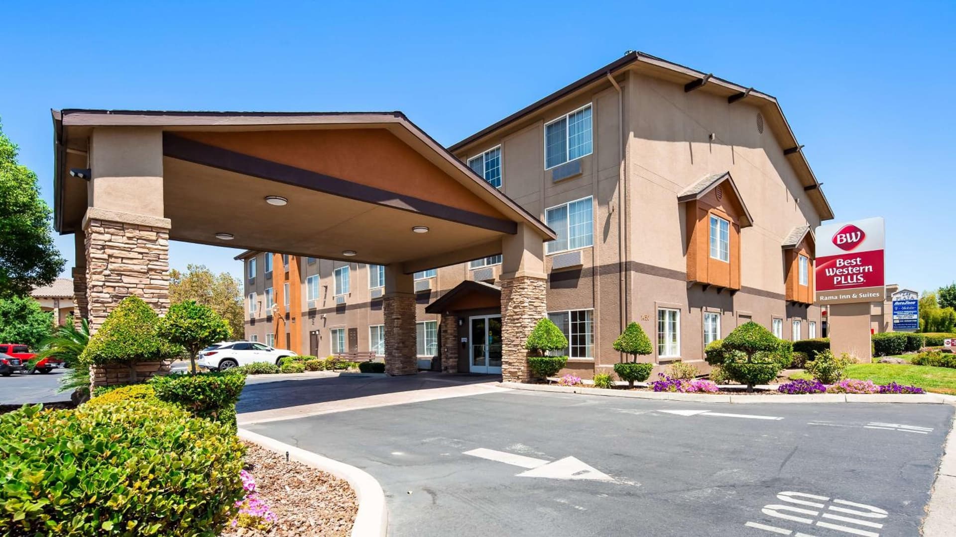 Best Western Plus Rama Inn & Suites gallery photo in Oakdale, CA — image 11