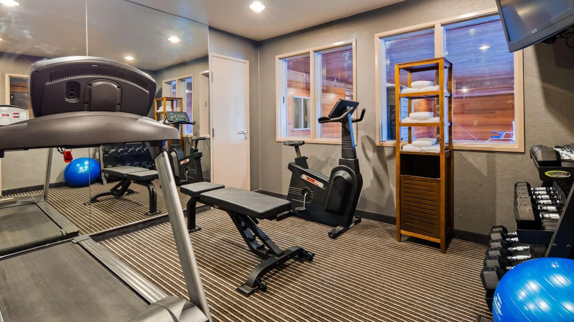 Best Western Plus Rama Inn & Suites gallery photo in Oakdale, CA — image 23