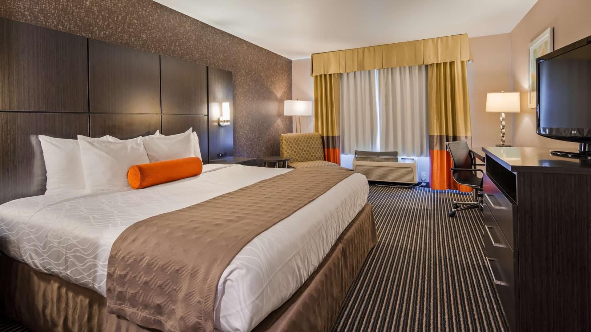 Best Western Plus Rama Inn & Suites gallery photo in Oakdale, CA — image 33