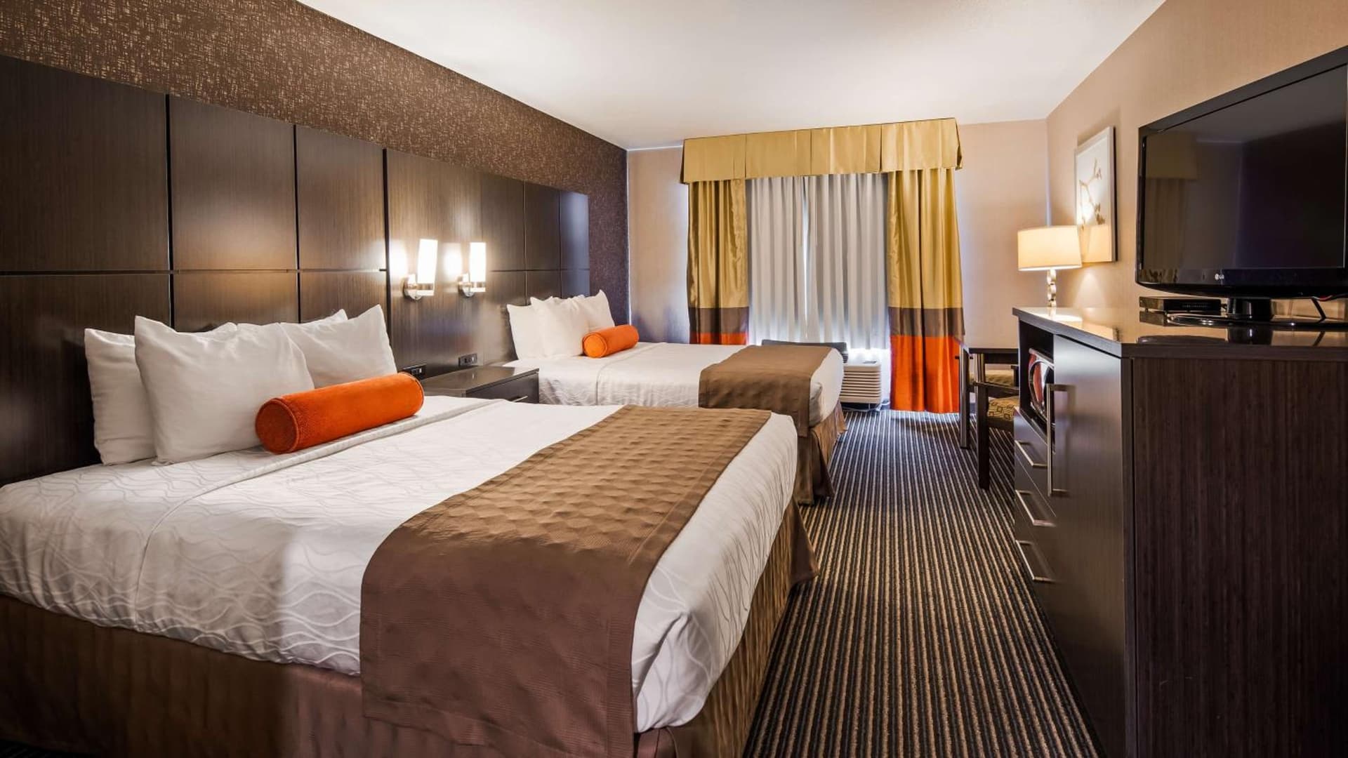 Best Western Plus Rama Inn & Suites gallery photo in Oakdale, CA — image 7