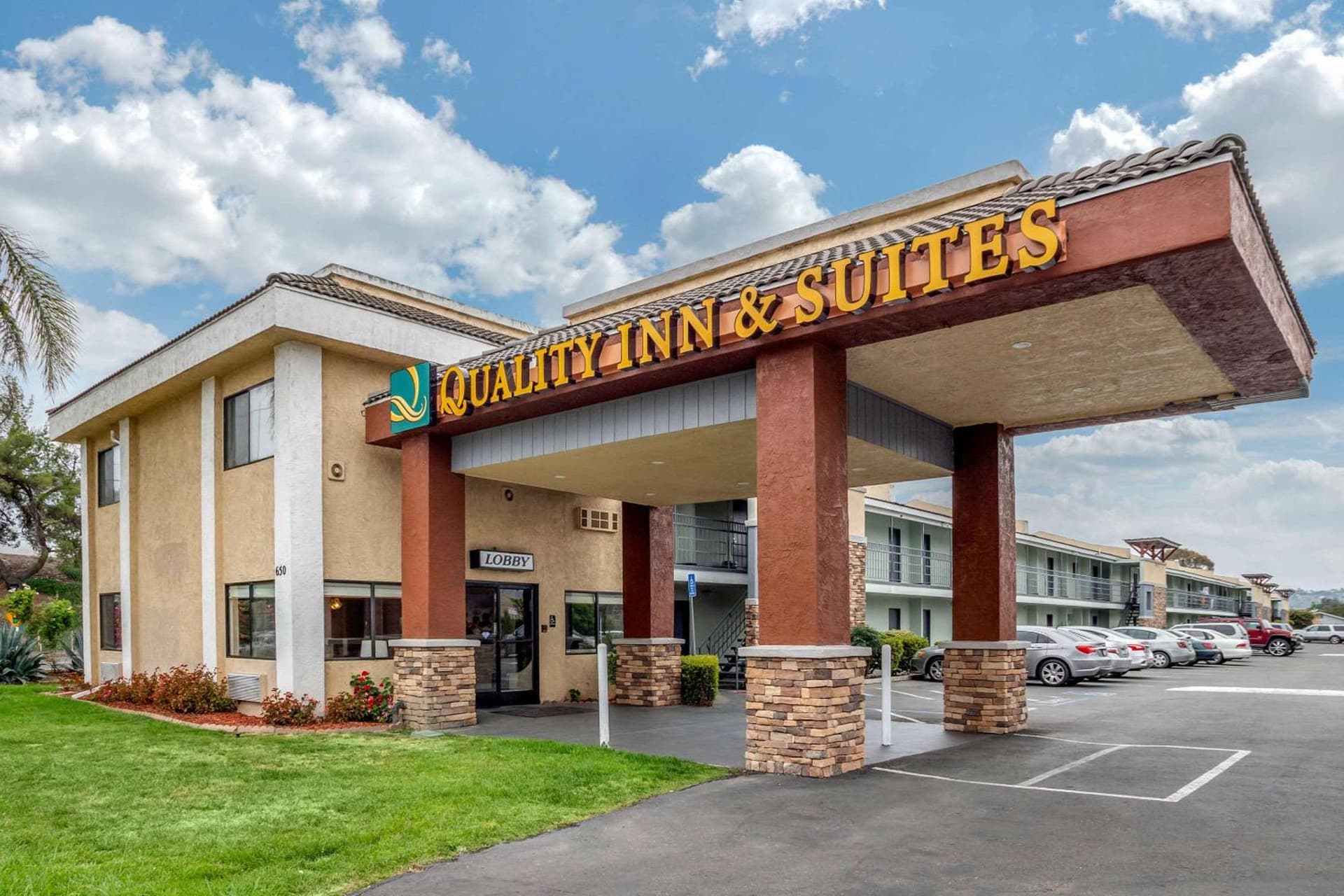 Quality Inn & Suites El Cajon San Diego East — hotel in El Cajon, California