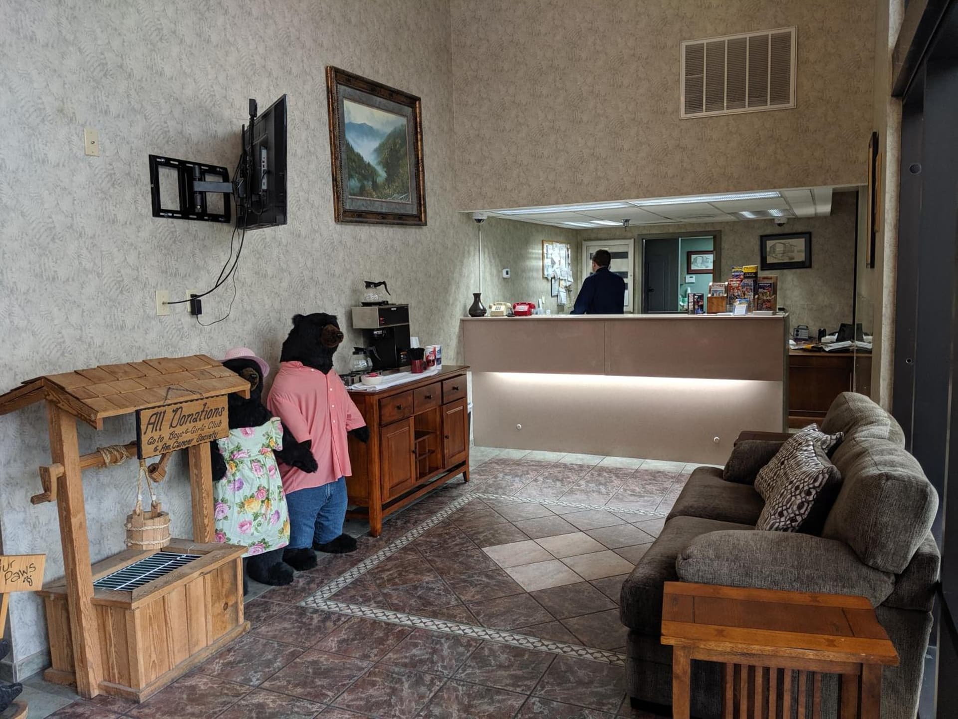 Riverside Tower property views in Pigeon Forge, TN — gallery photo 3