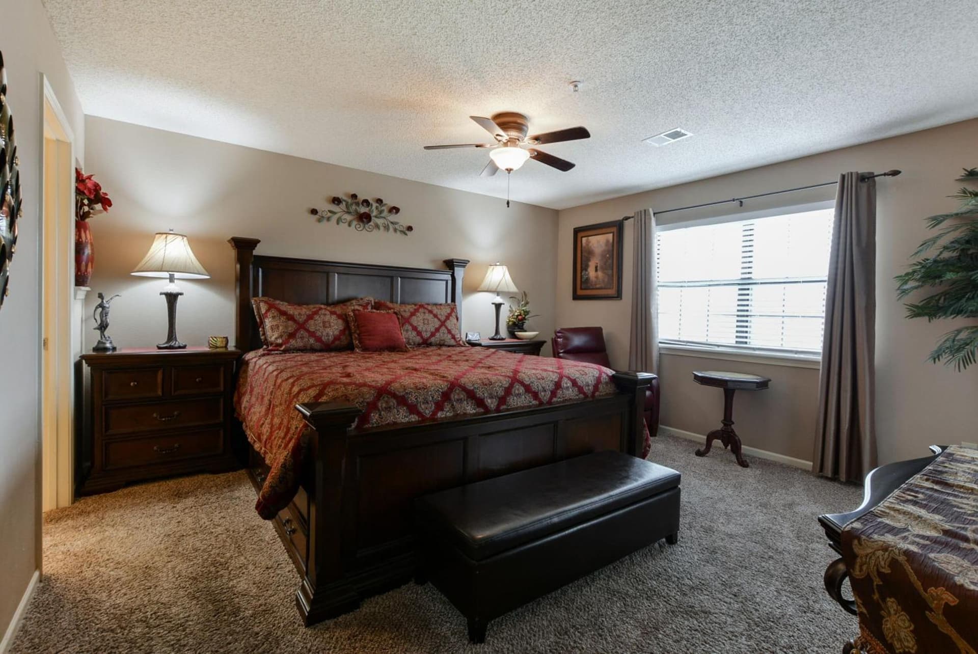 Luxury Condos at Thousand Hills - Heart of Branson - Beautifully remodeled - Spacious and Affordable property views in Branson, MO — gallery photo 3