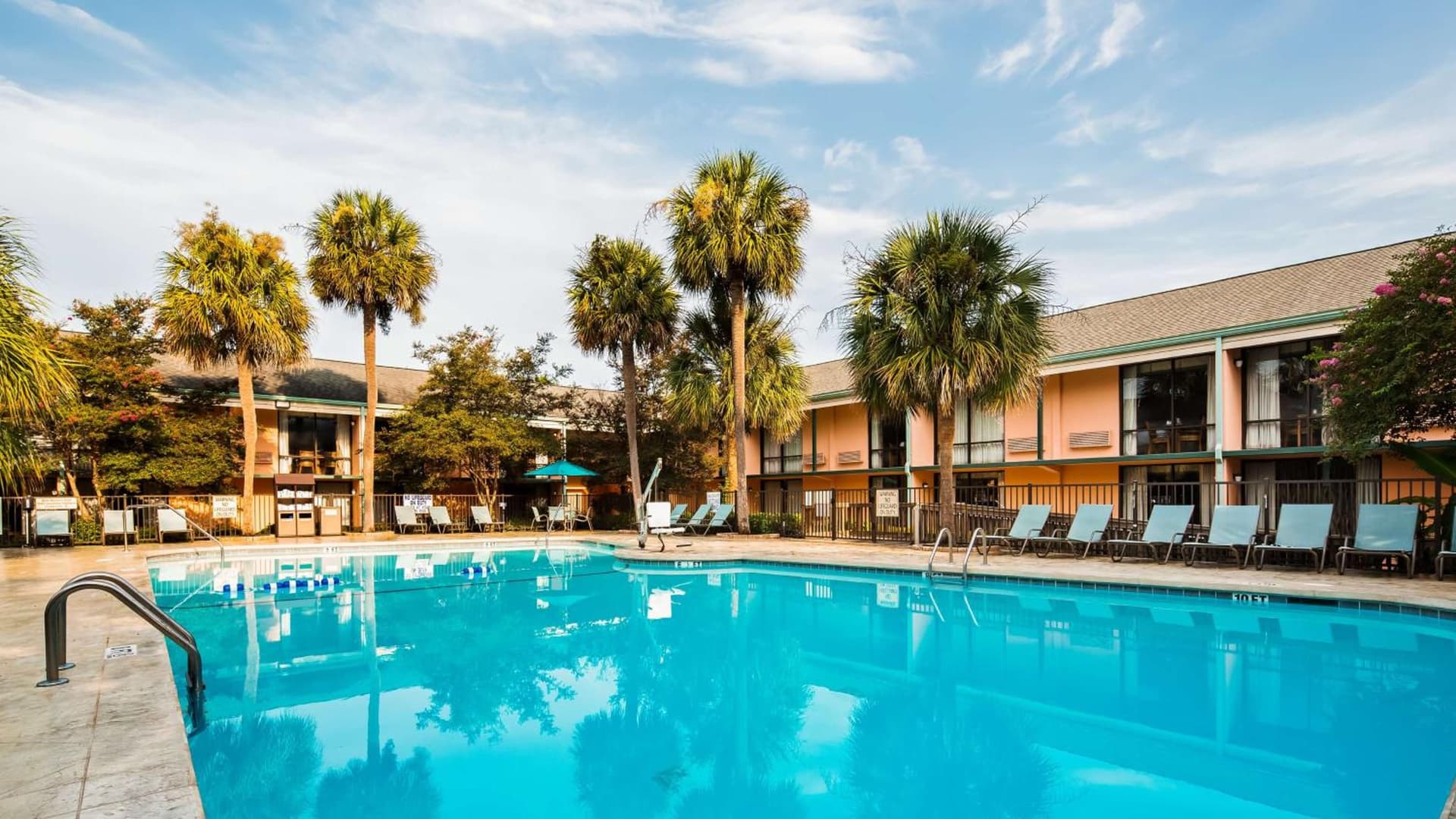Best Western Charleston Inn gallery photo in Charleston, SC — image 60