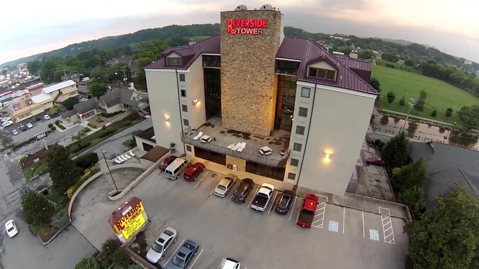 Riverside Tower featured exterior or lobby in Pigeon Forge, TN — similar hotel