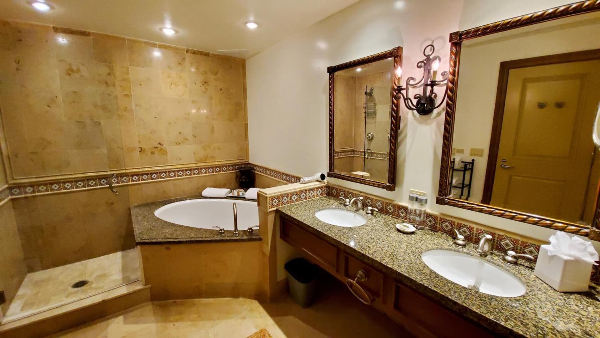 Harbor View Inn gallery photo in Santa Barbara, CA — image 30