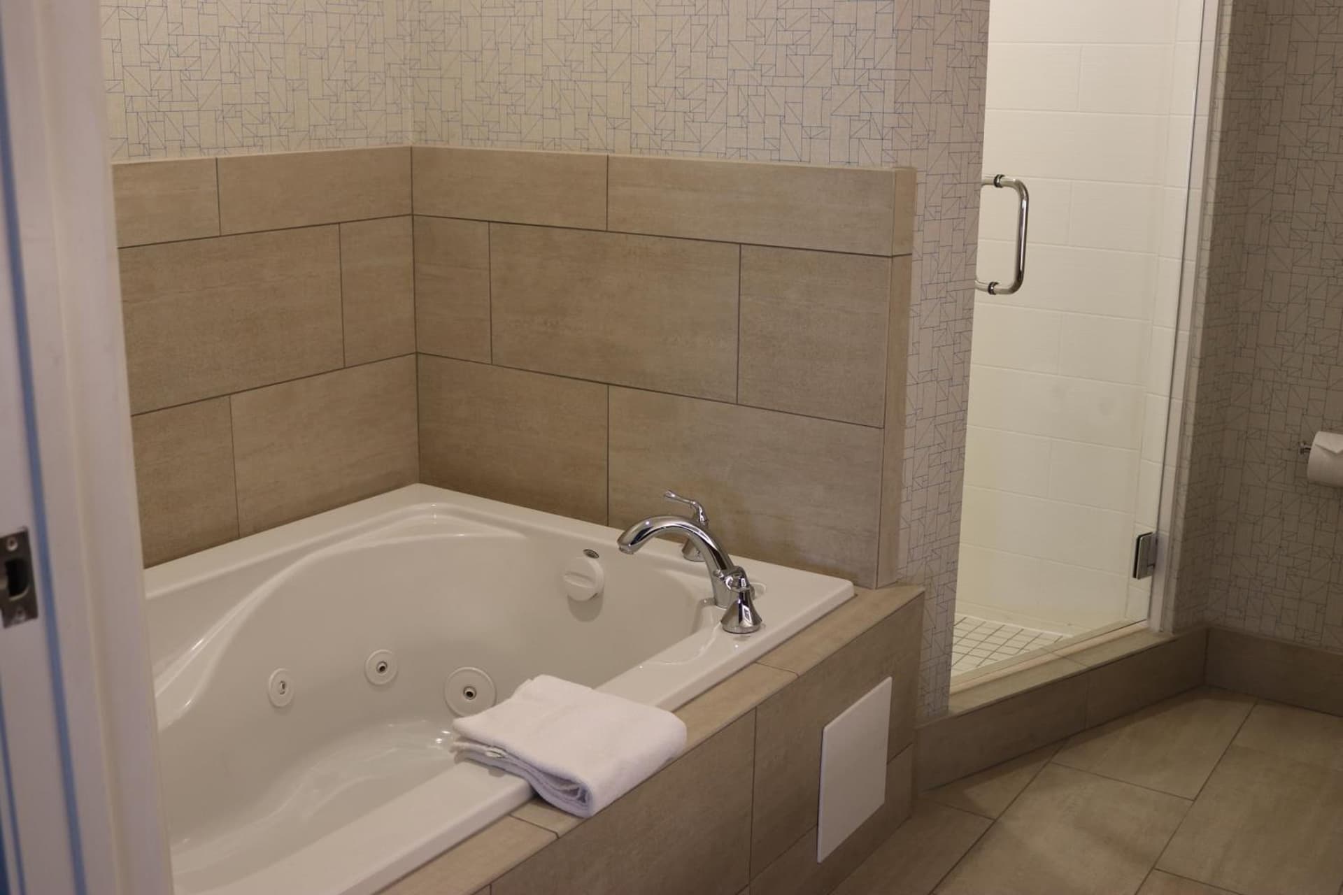 Holiday Inn Express Hotel & Suites El Dorado Hills by IHG gallery photo in El Dorado Hills, CA — image 55