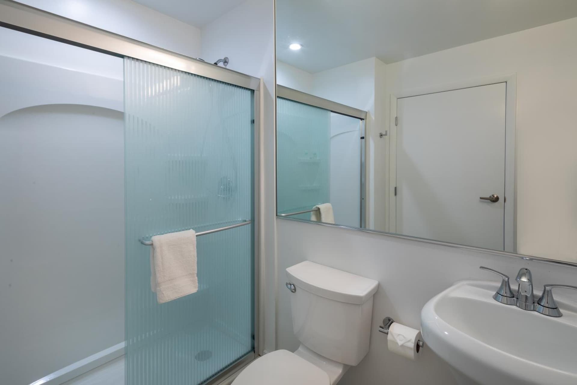 President Hotel Villa property views in Miami Beach, FL — gallery photo 3