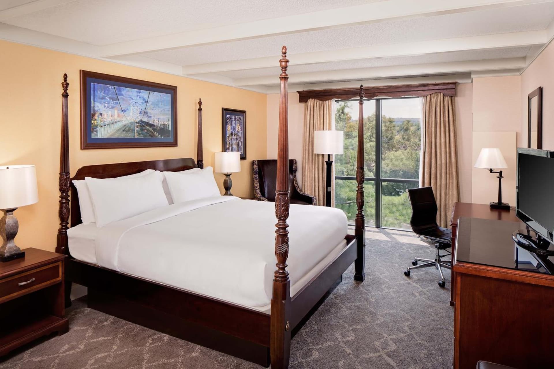 The Desmond Hotel Malvern, a DoubleTree by Hilton gallery photo in Malvern, PA — image 46