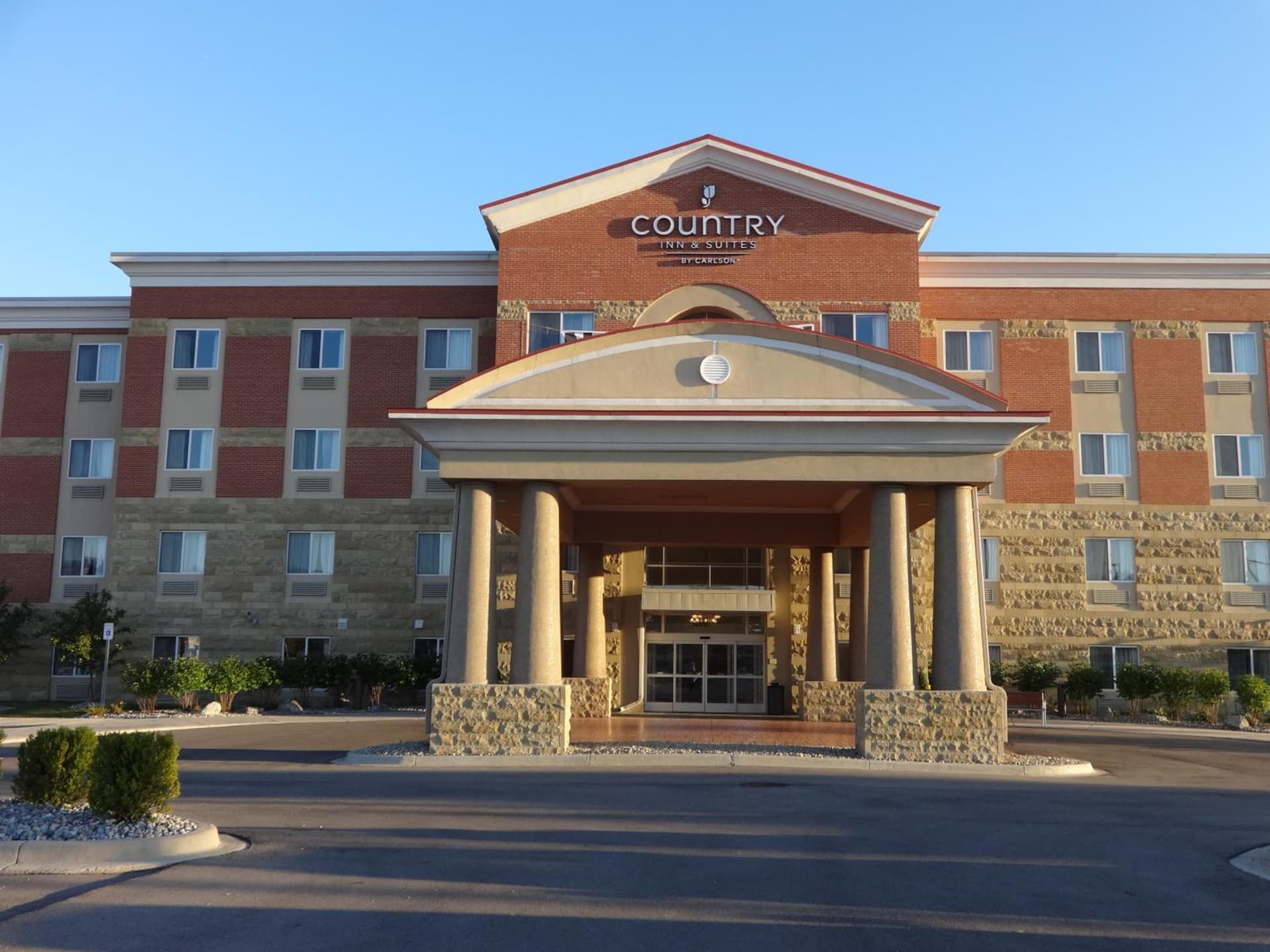 Country Inn & Suites by Radisson, Dearborn, MI gallery photo in Dearborn, MI — image 41