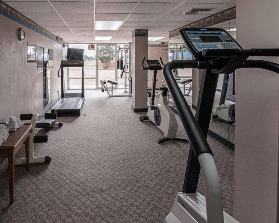 Economy Inn & Suites gallery photo in Shreveport, LA — image 32