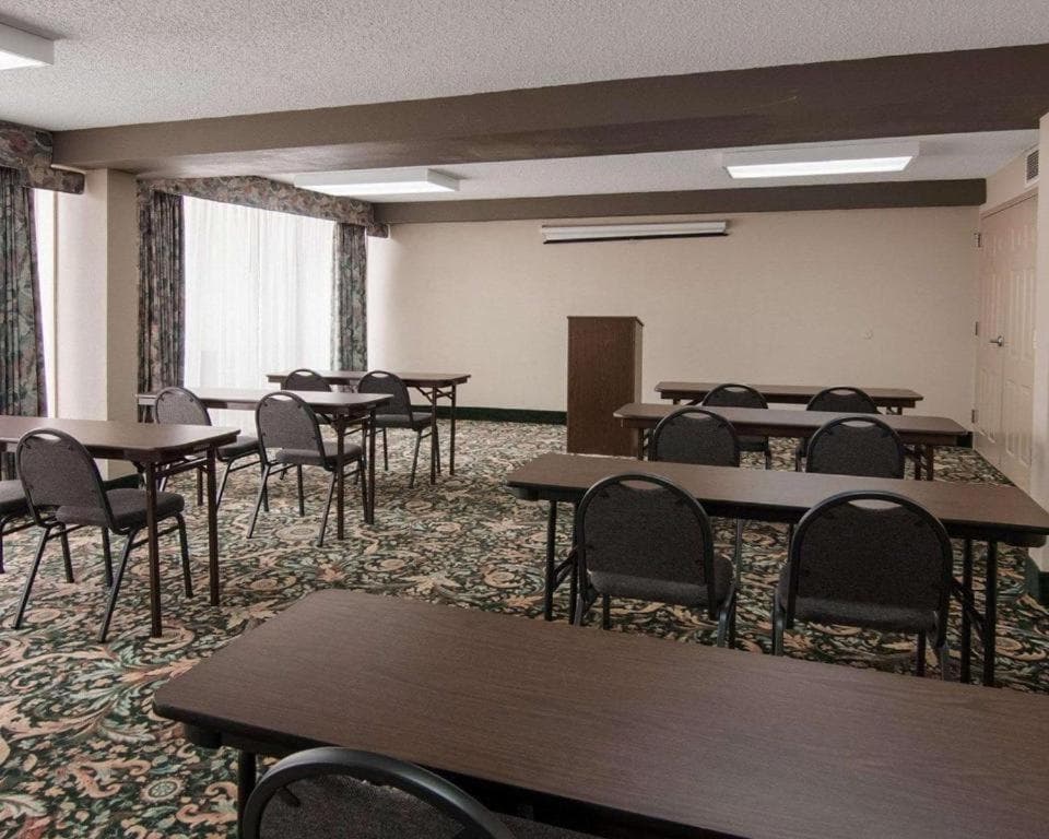 Economy Inn & Suites gallery photo in Shreveport, LA — image 41