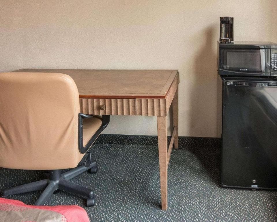 Economy Inn & Suites gallery photo in Shreveport, LA — image 57