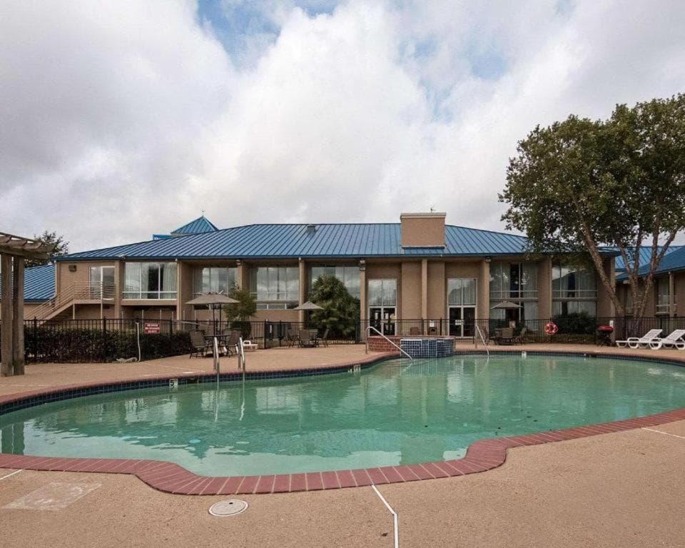 Economy Inn & Suites gallery photo in Shreveport, LA — image 47