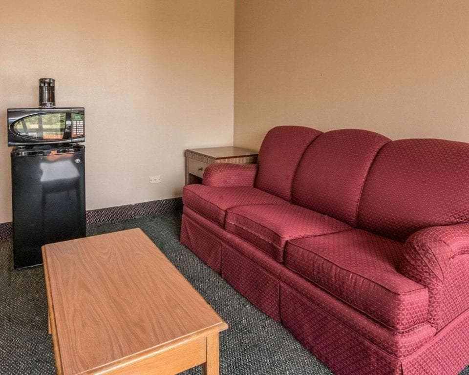 Economy Inn & Suites gallery photo in Shreveport, LA — image 56