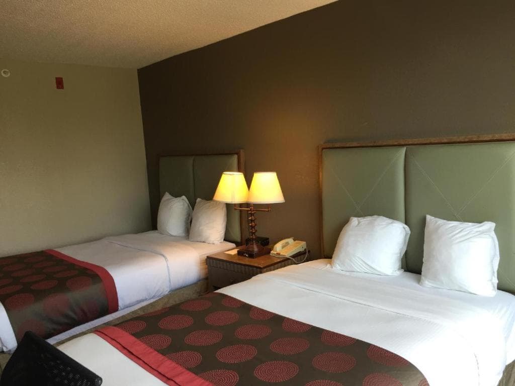 Economy Inn & Suites gallery photo in Shreveport, LA — image 14