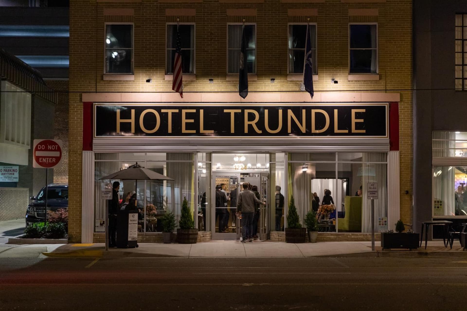 Hotel Trundle interior in Columbia, SC — gallery photo 2