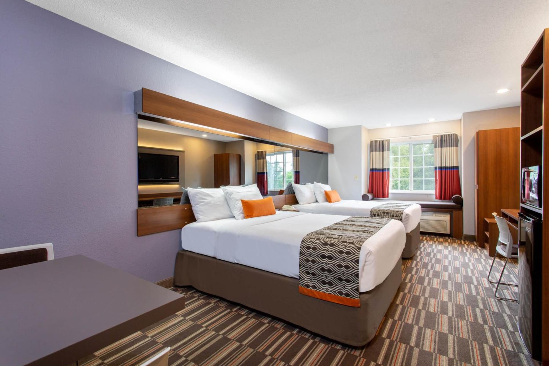 Microtel Inn & Suites by Wyndham Philadelphia Airport gallery photo in Philadelphia, PA — image 8