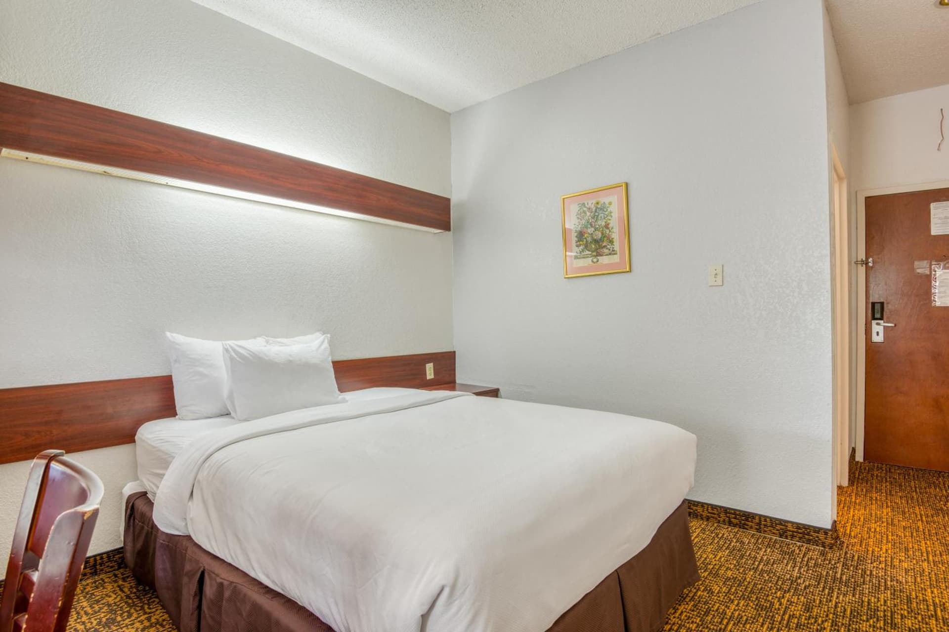 Trident Inn & Suites, Baton Rouge gallery photo in Baton Rouge, LA — image 17