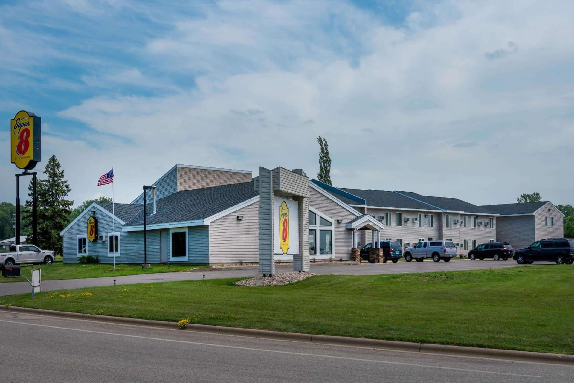Super 8 by Wyndham Glenwood featured exterior or lobby in Glenwood, MN — similar hotel