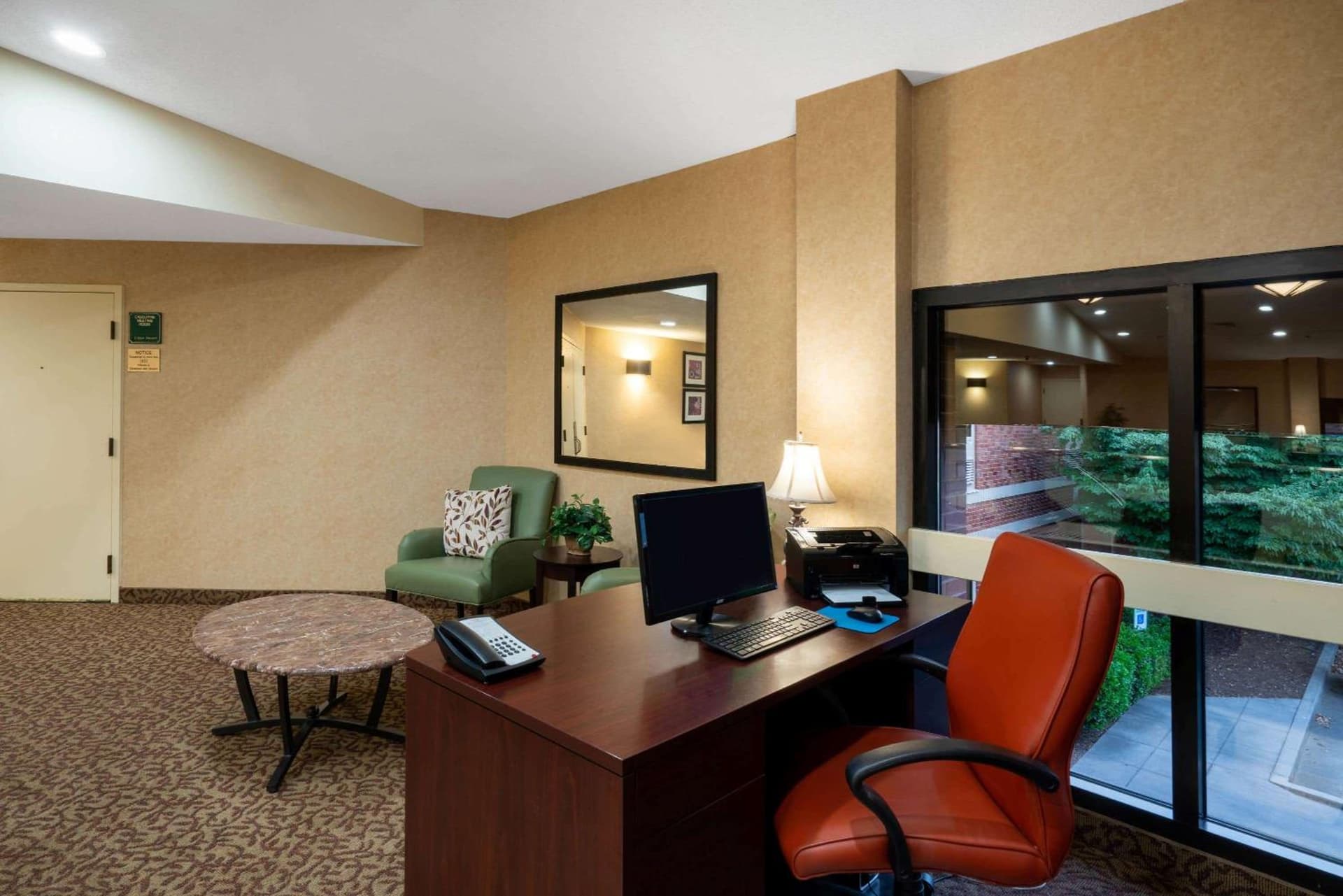 Baymont by Wyndham Knoxville/Cedar Bluff gallery photo in Knoxville, TN — image 20