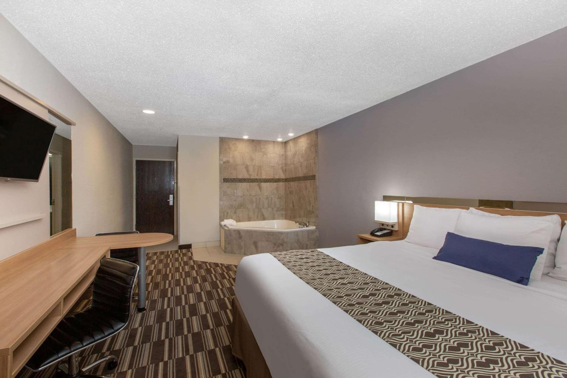 Microtel Inn & Suites by Wyndham Augusta/Riverwatch gallery photo in Augusta, GA — image 59