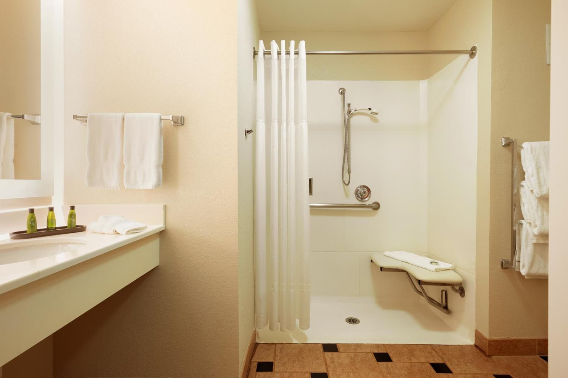 Larkspur Landing Extended Stay Suites Sunnyvale gallery photo in Sunnyvale, CA — image 6