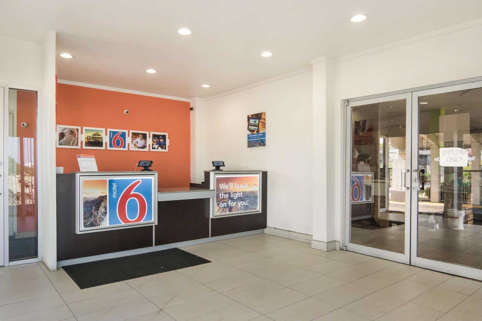 Motel 6-Fort Worth, TX - Seminary gallery photo in Fort Worth, TX — image 20