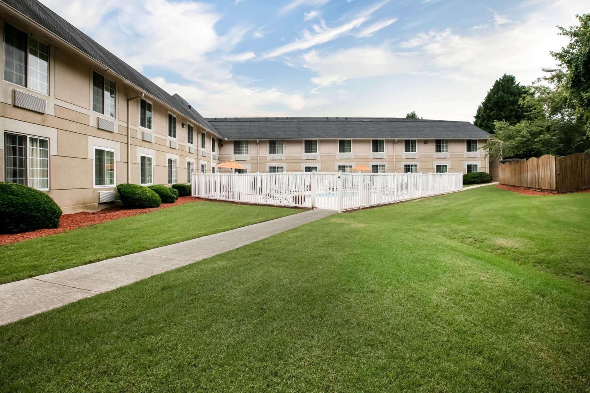 Baymont Inn & Suites by Wyndham Braselton gallery photo in Braselton, GA — image 33