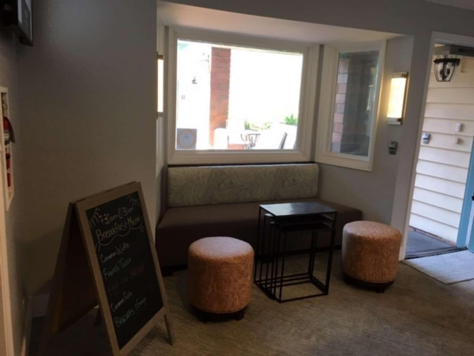 Best Western Plus Dana Point Inn-by-the-Sea interior in Dana Point, CA — gallery photo 2