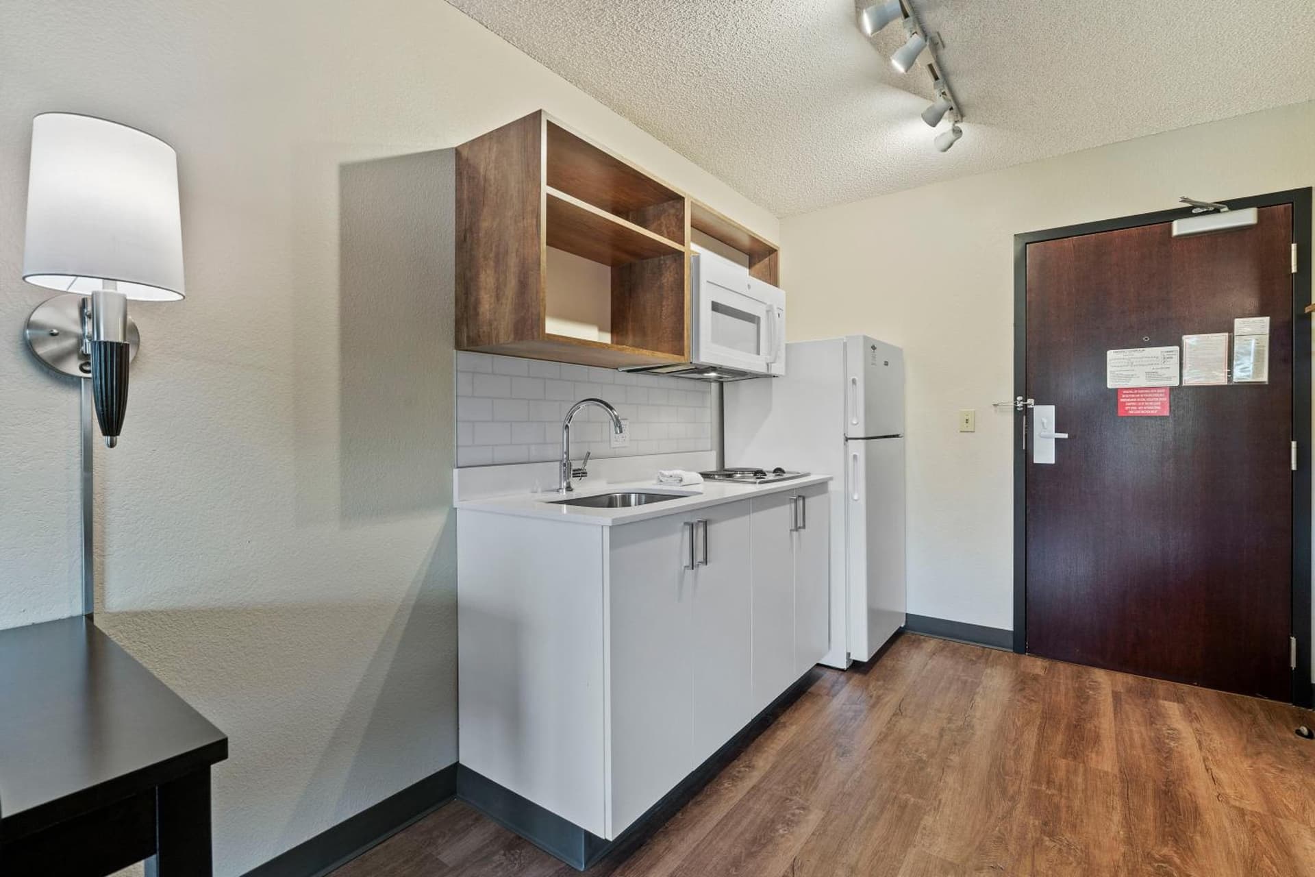 Extended Stay America Premier Suites - Seattle - Bellevue - Downtown gallery photo in Bellevue, WA — image 43