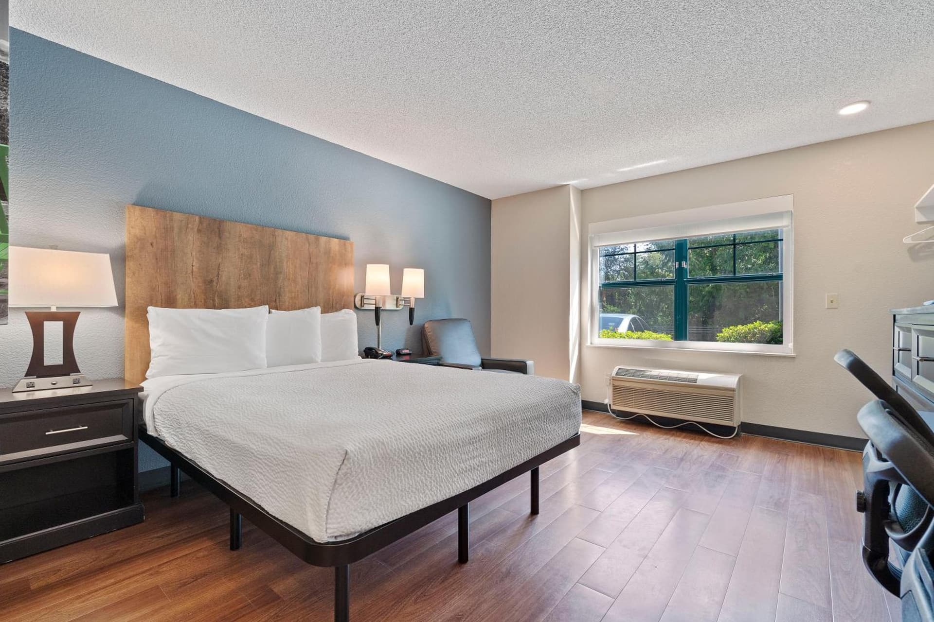 Extended Stay America Premier Suites - Seattle - Bellevue - Downtown gallery photo in Bellevue, WA — image 59