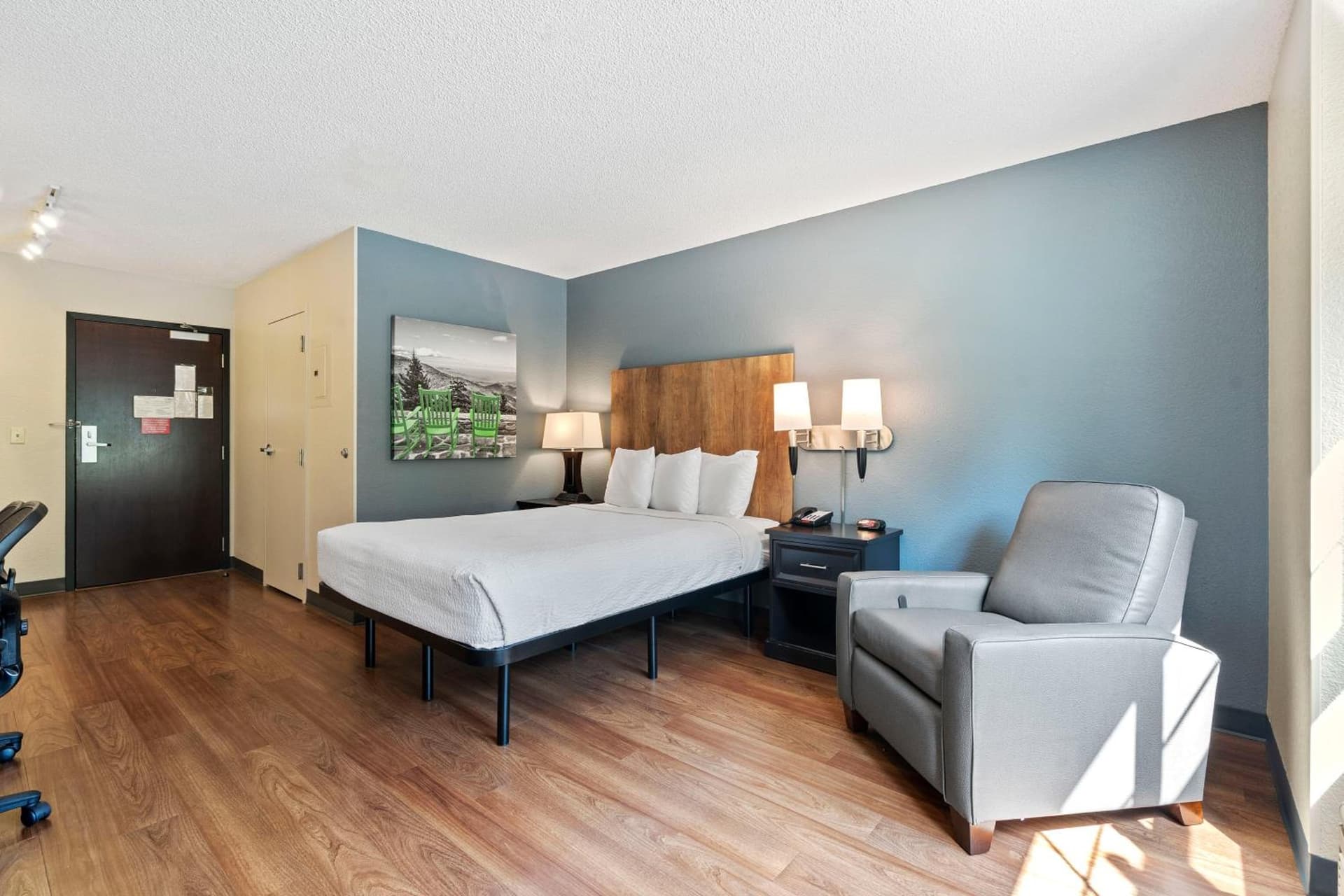 Extended Stay America Premier Suites - Seattle - Bellevue - Downtown gallery photo in Bellevue, WA — image 30