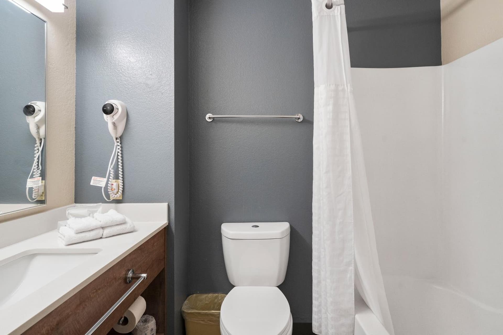Extended Stay America Premier Suites - Seattle - Bellevue - Downtown gallery photo in Bellevue, WA — image 6