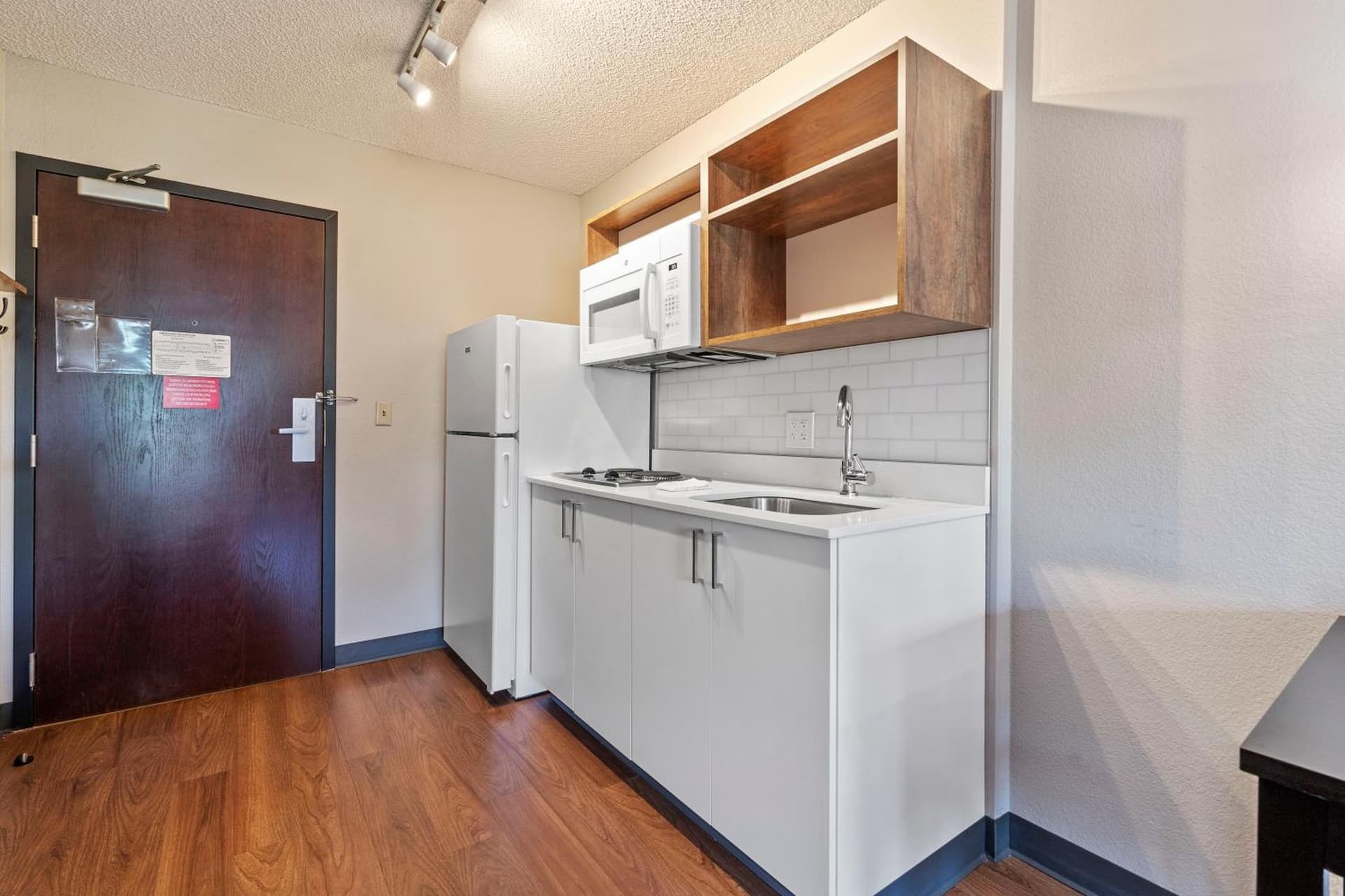 Extended Stay America Premier Suites - Seattle - Bellevue - Downtown gallery photo in Bellevue, WA — image 26