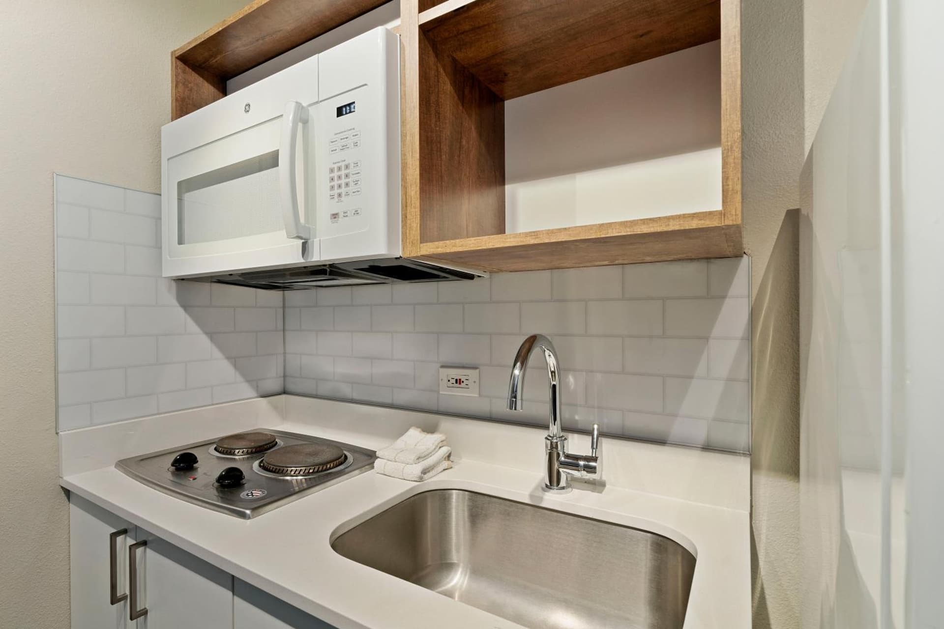 Extended Stay America Suites - Seattle - Redmond gallery photo in Bellevue, WA — image 20