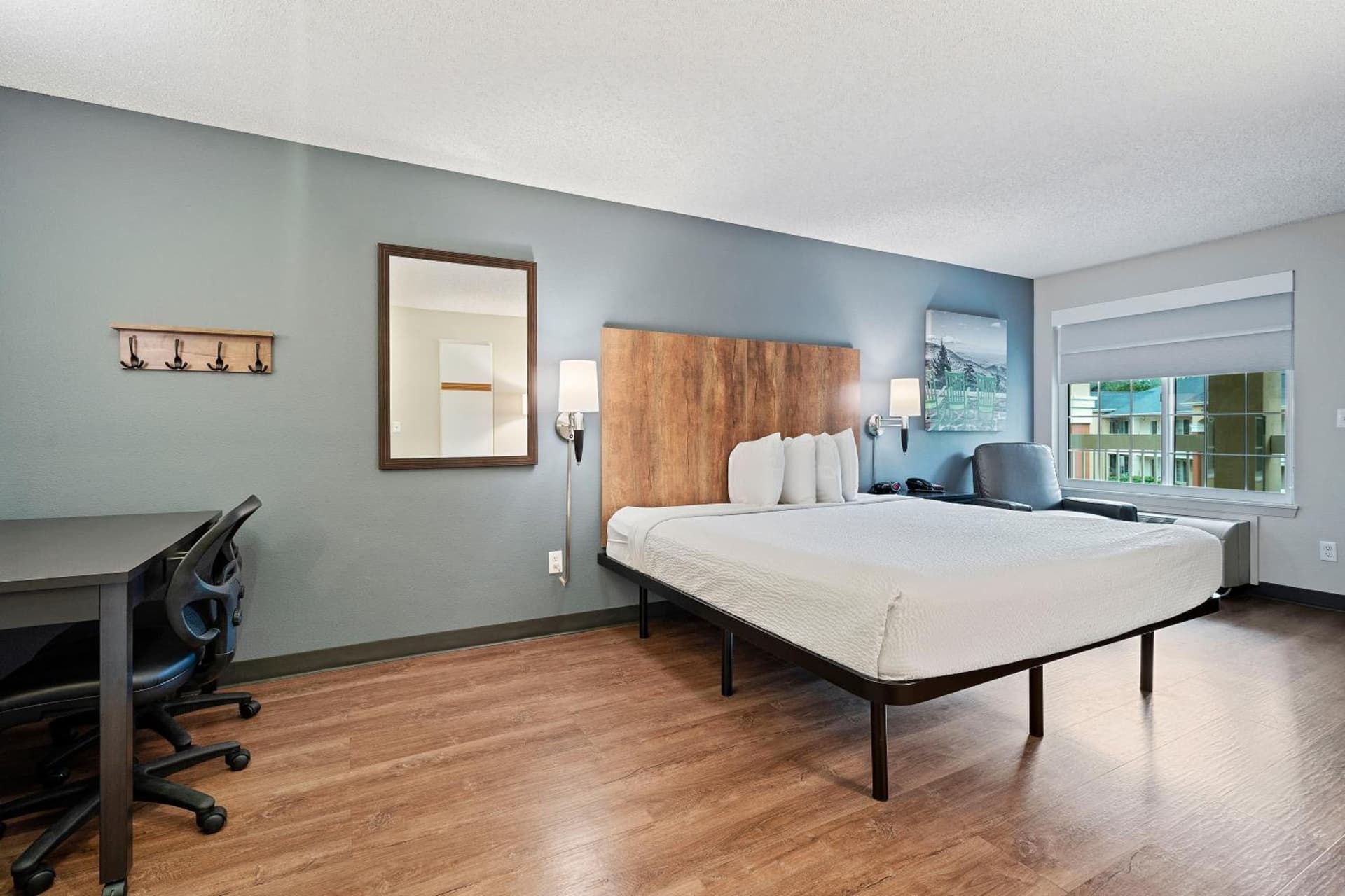 Extended Stay America Suites - Seattle - Redmond gallery photo in Bellevue, WA — image 45
