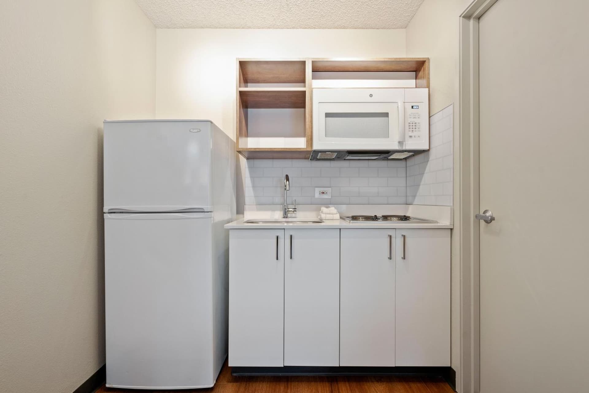 Extended Stay America Suites - Seattle - Redmond gallery photo in Bellevue, WA — image 71